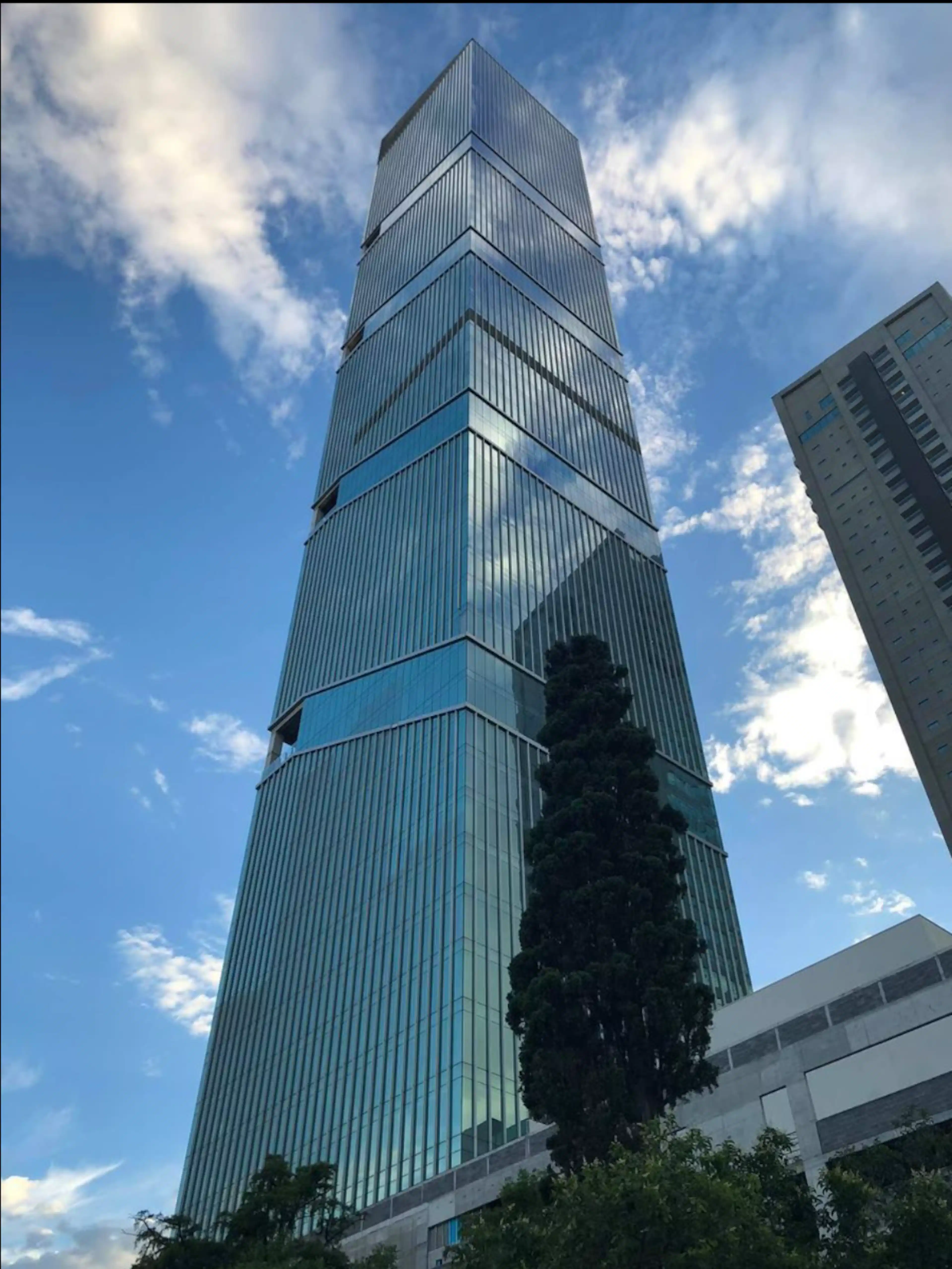 Calle Loma Larga 2526a