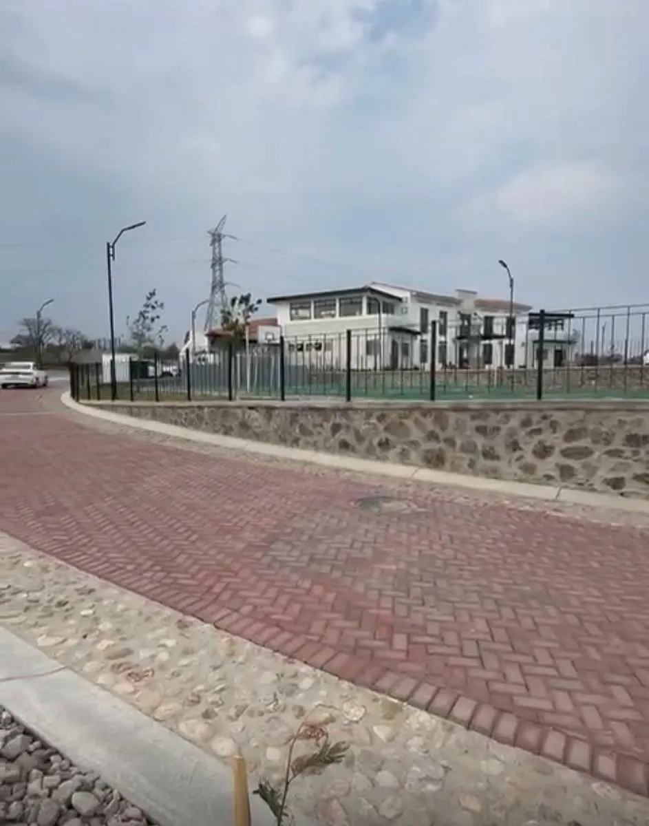 Terreno Spot2