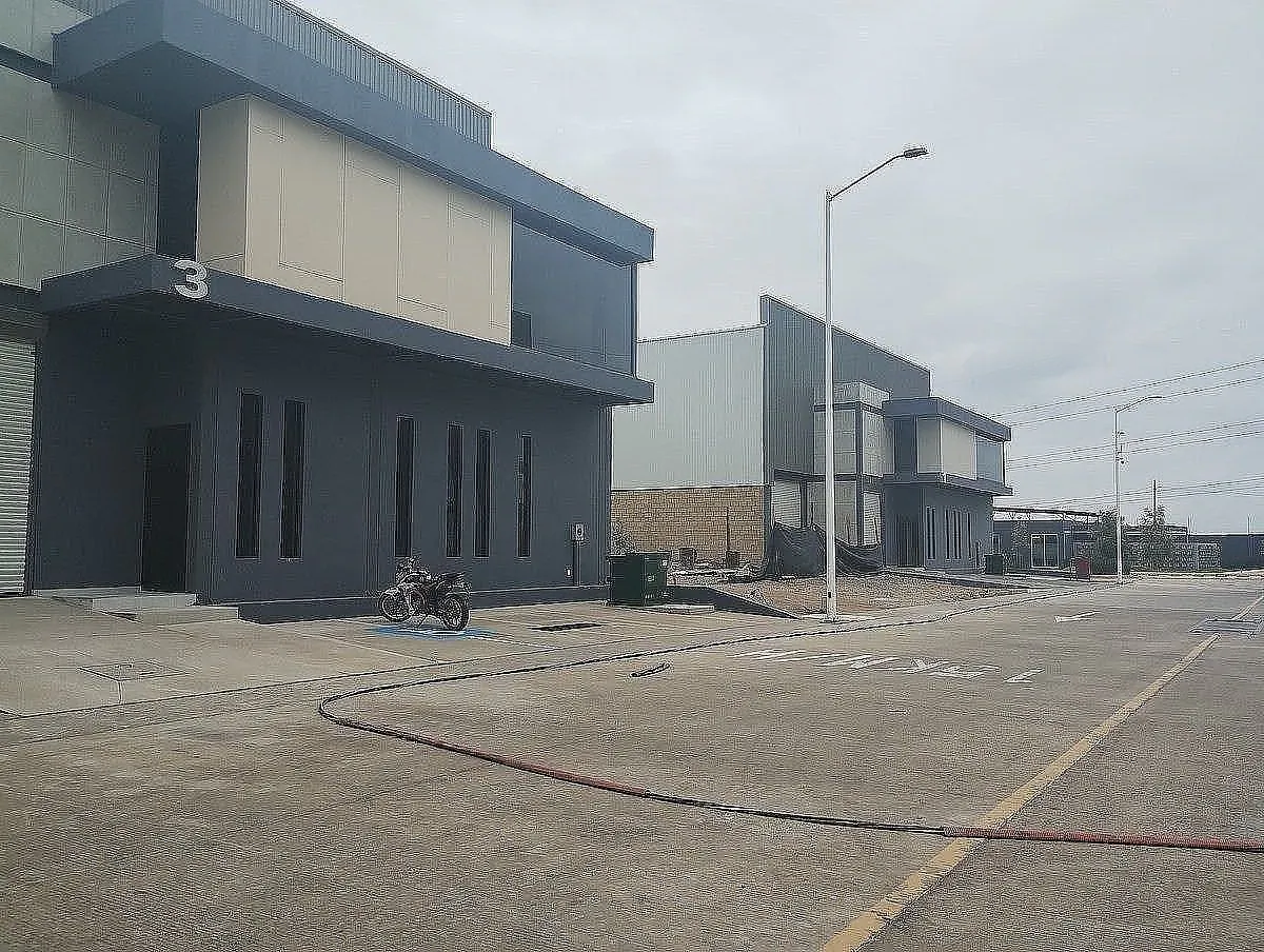 Industrial Spot2
