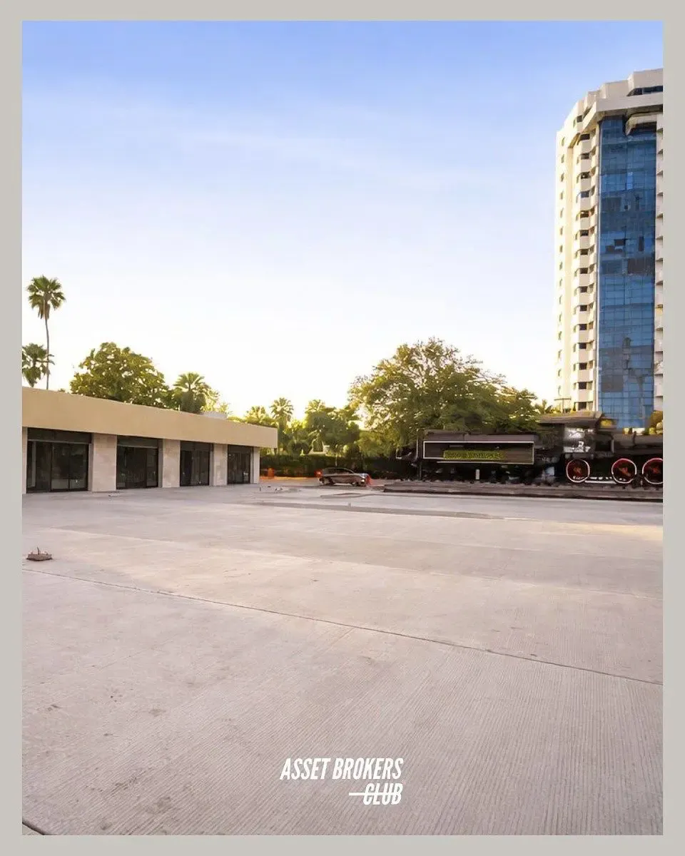 Local Comercial Spot2