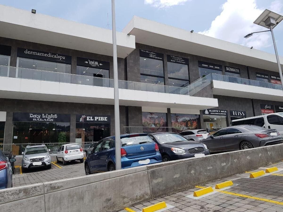 Local Comercial Spot2