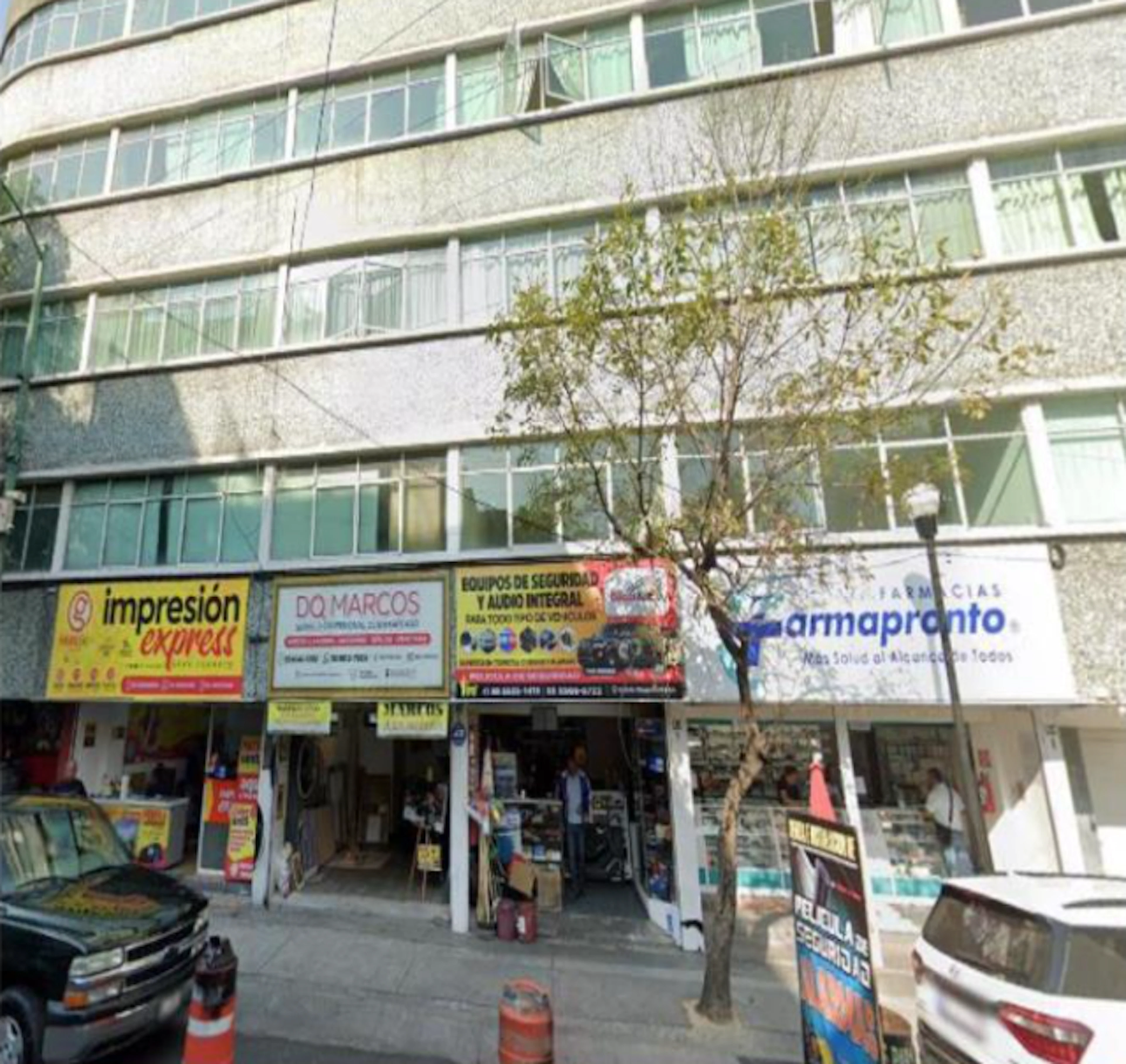 Local Comercial Spot2