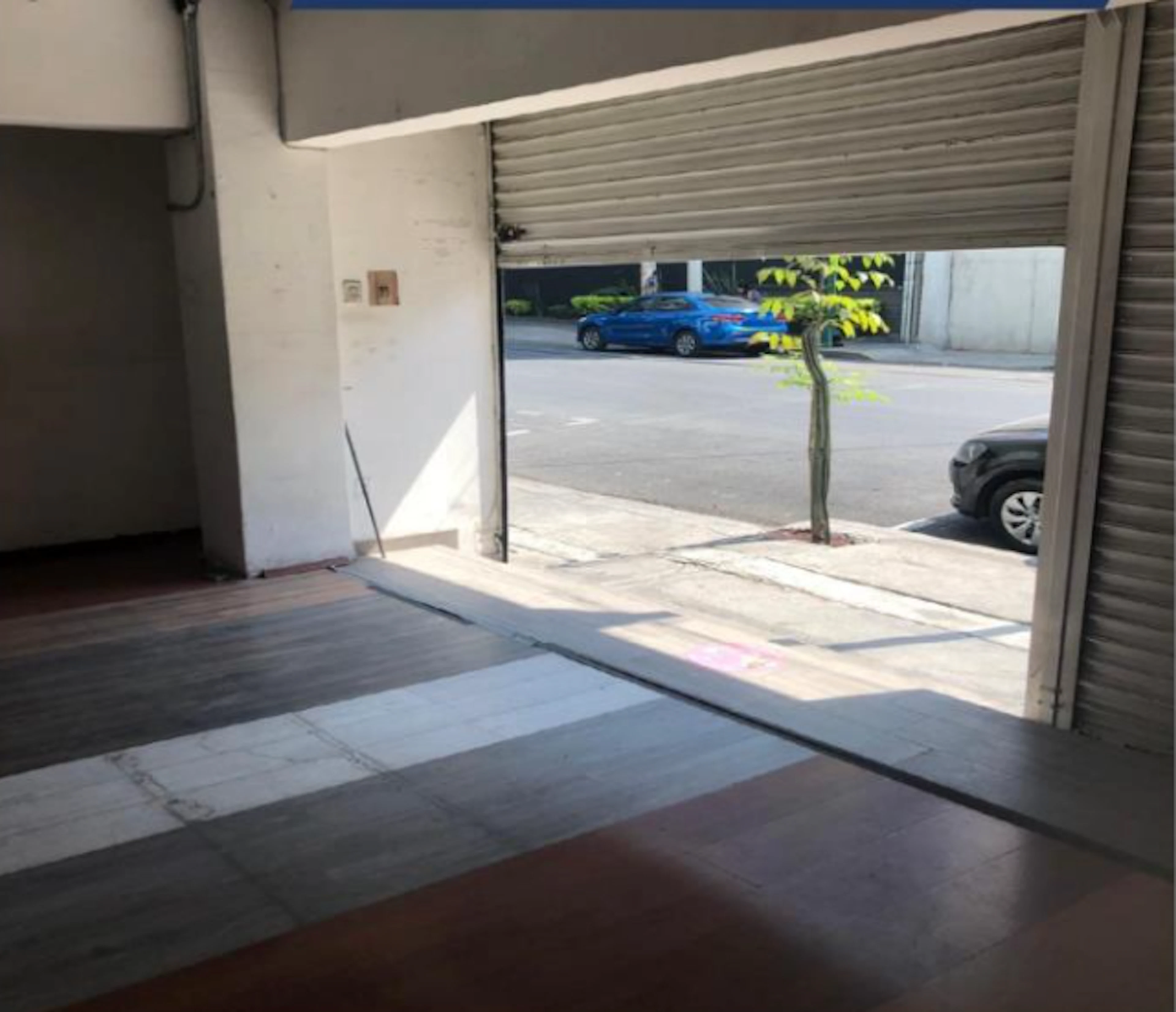 Local Comercial Spot2