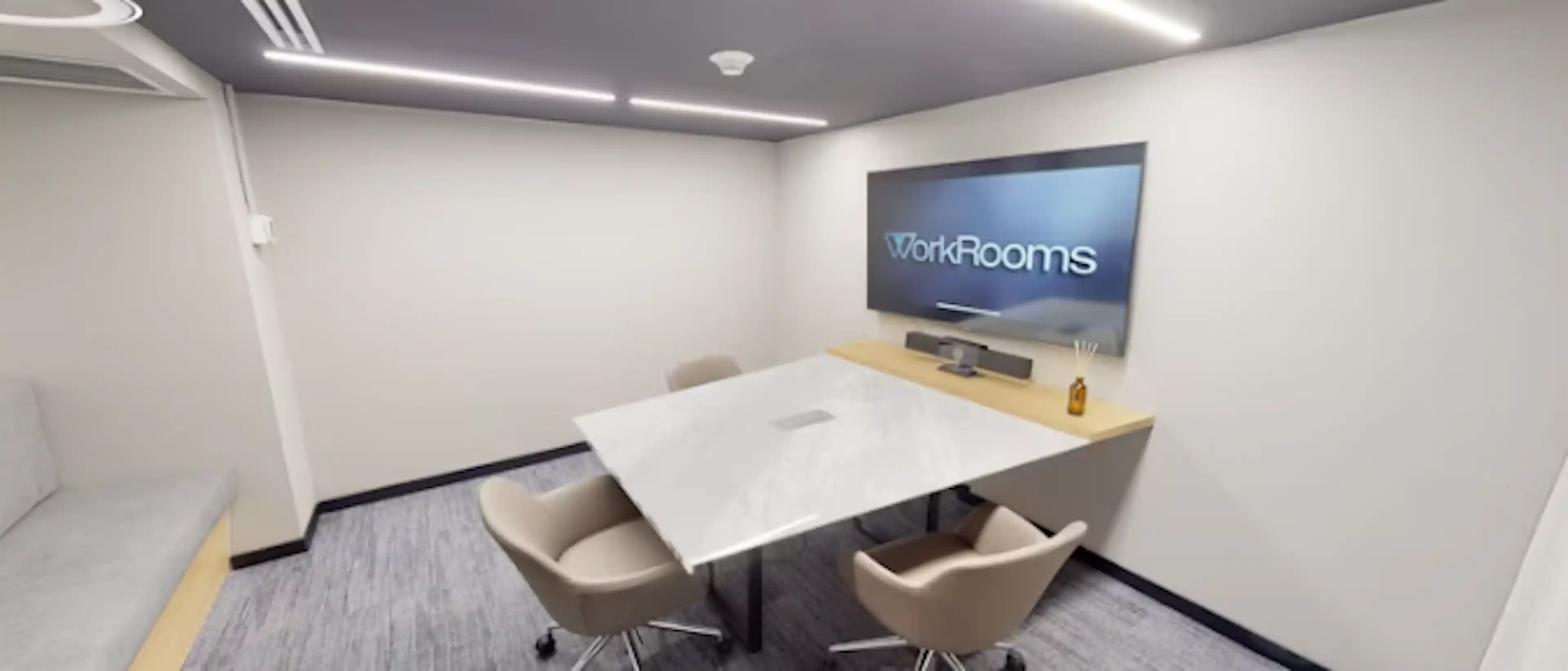 705 Aprox 26 Personas