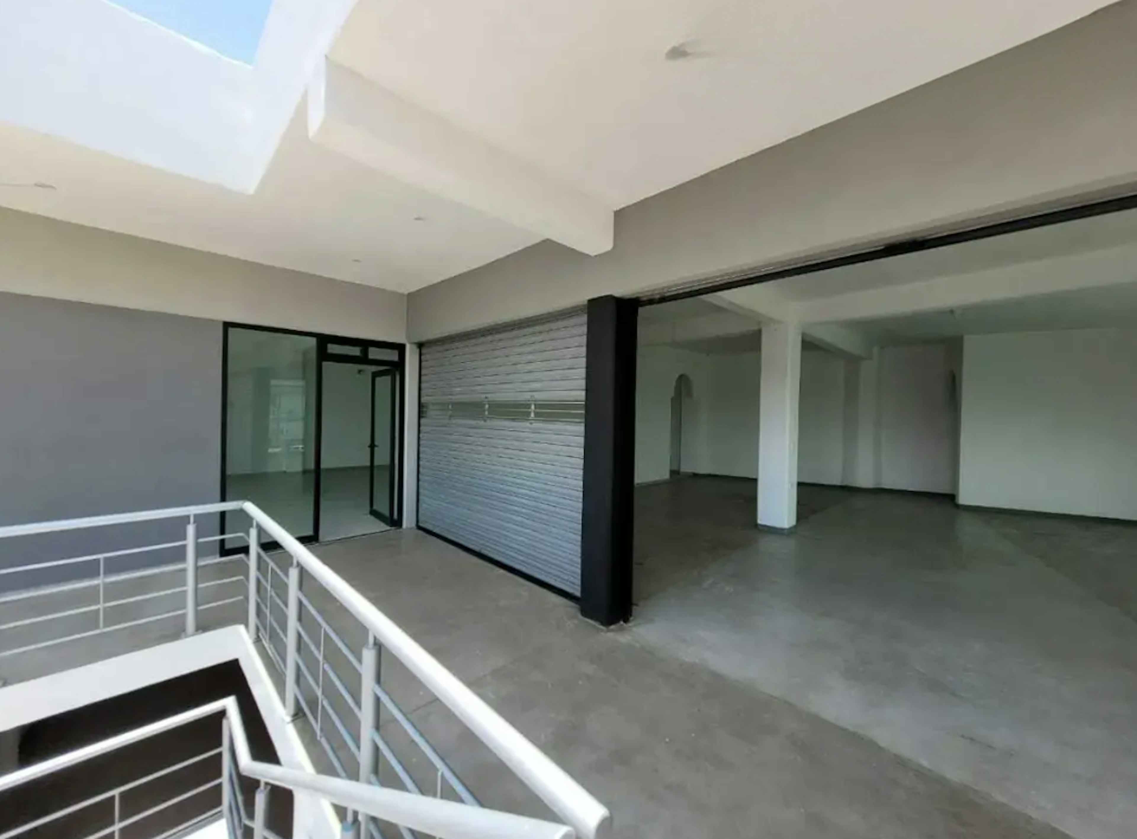 Blvd. Armando Del Castillo Franco