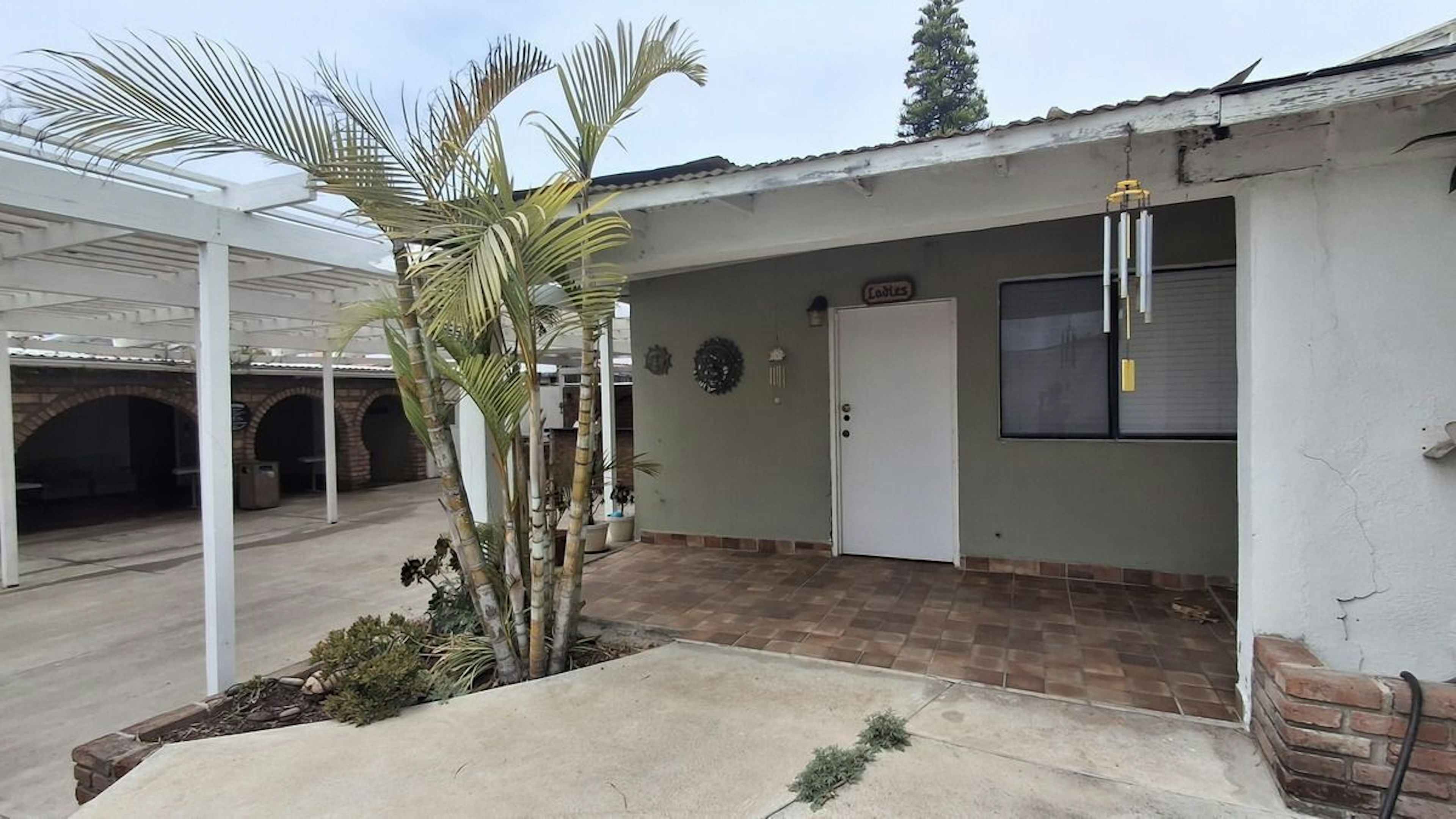 Se Vende Terreno Comercial De 1600 M² A Una Cuadra Del Hotel Rosarito Beach