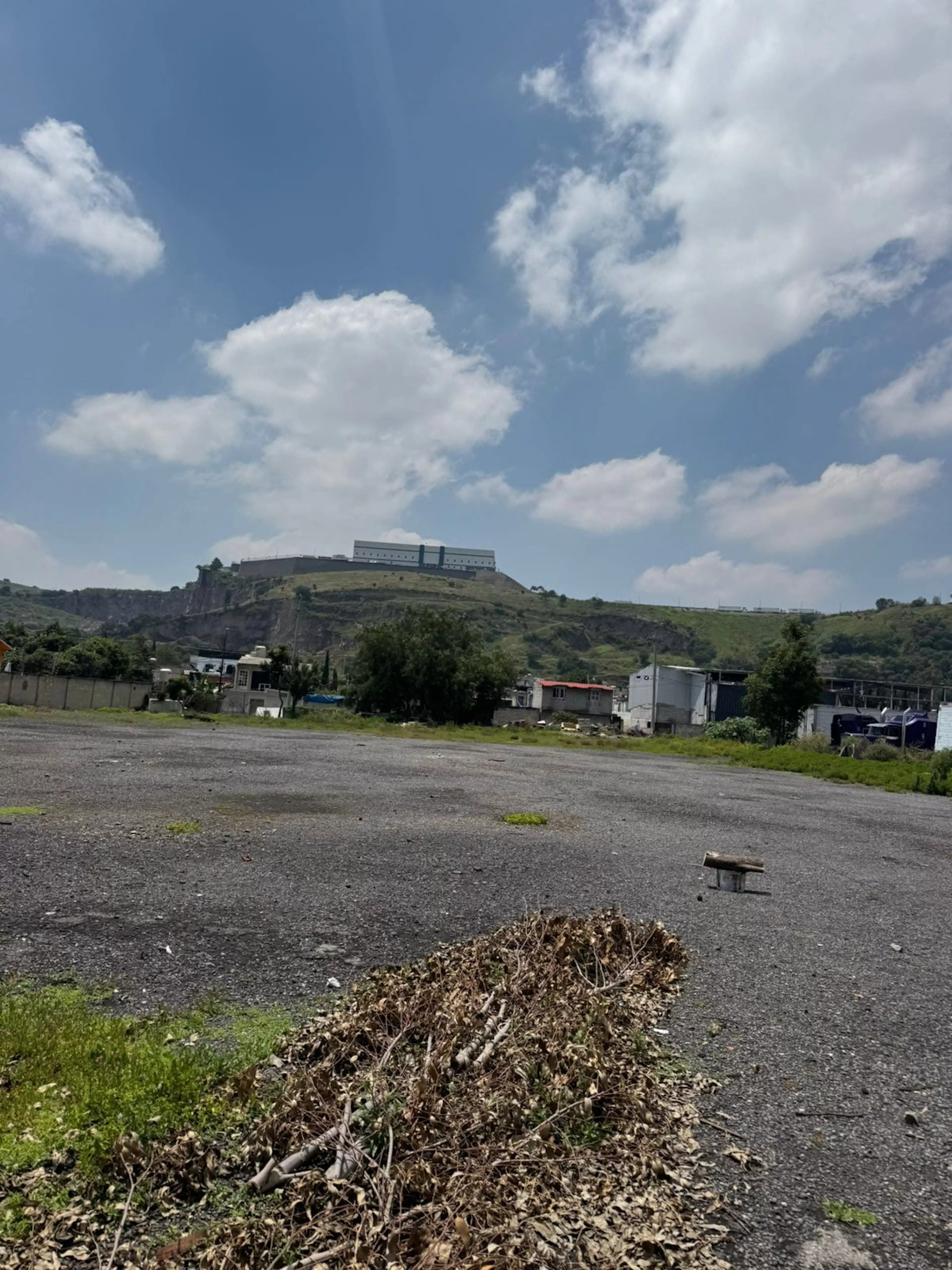 SE VENDE TERRENO 4,656 M2 UBICADO EN SAN ISIDRO CUAUTITLAN IZCALLI