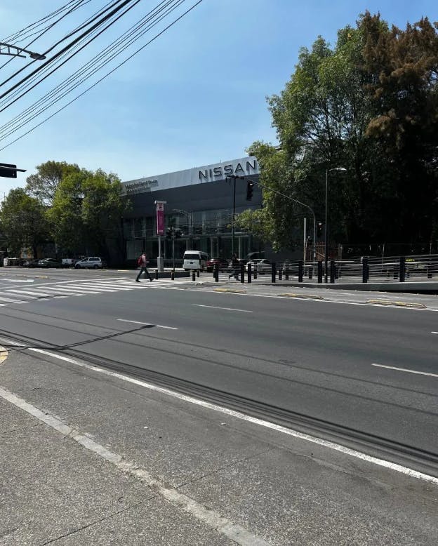 Local Comercial Spot2