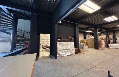 Local Comercial Spot2