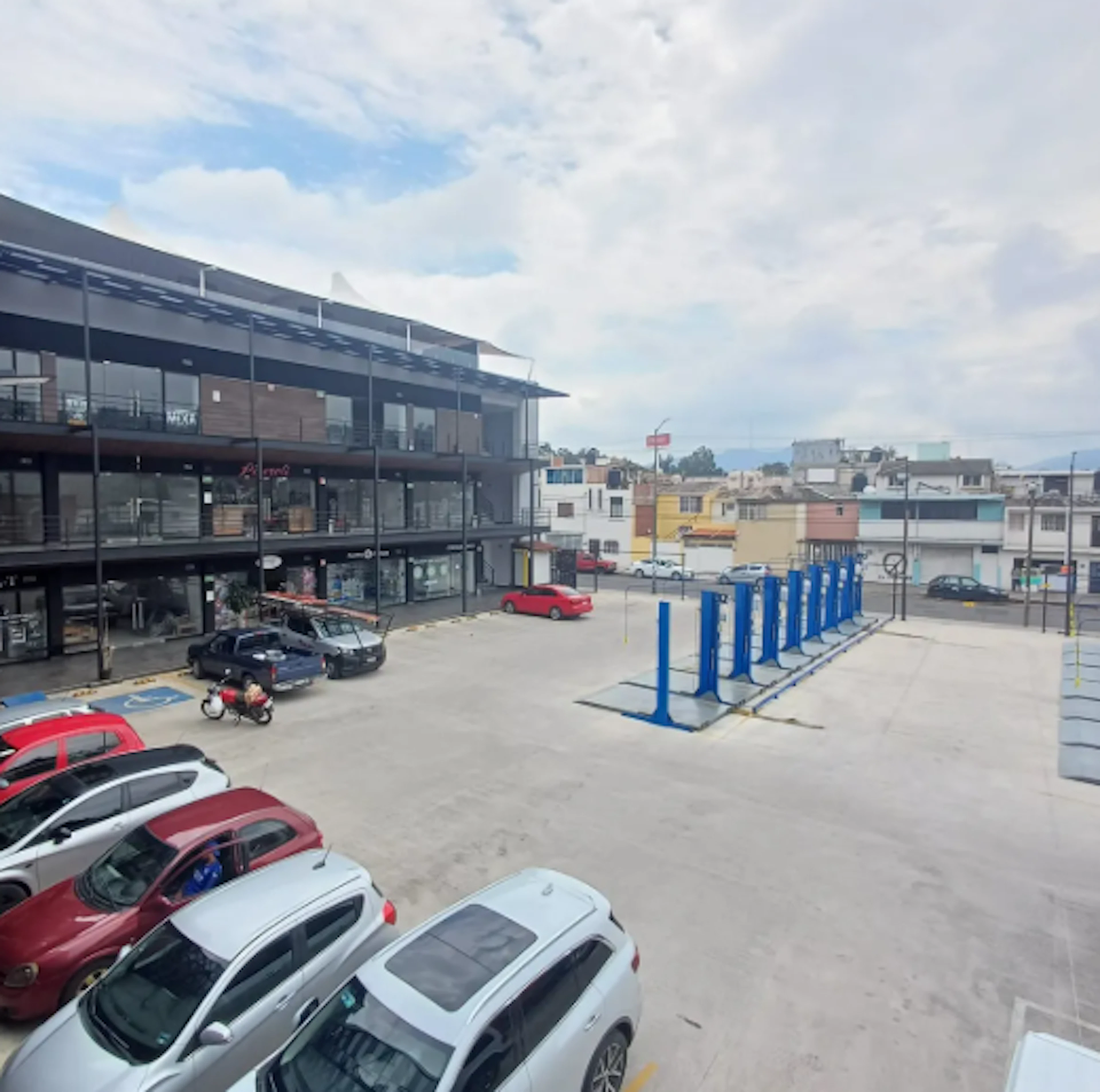 Local Comercial Spot2