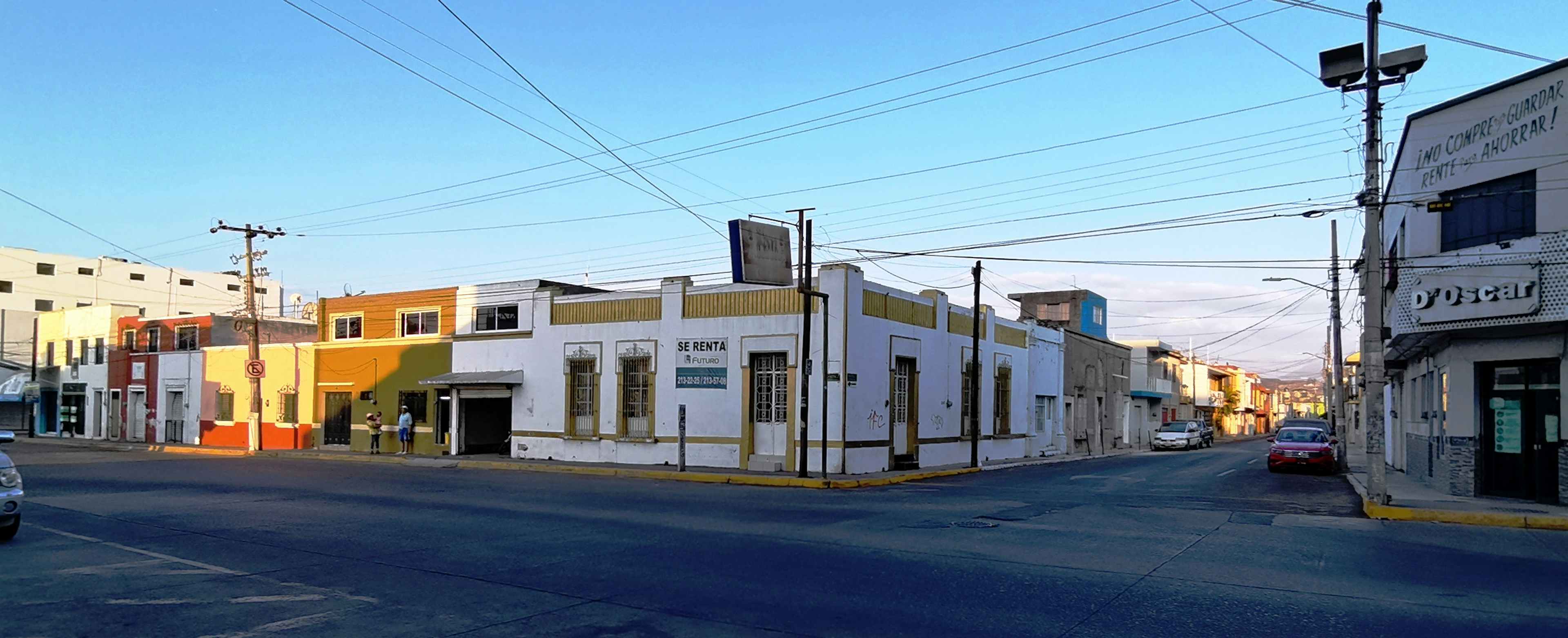 Amado Nervo Poniente 350