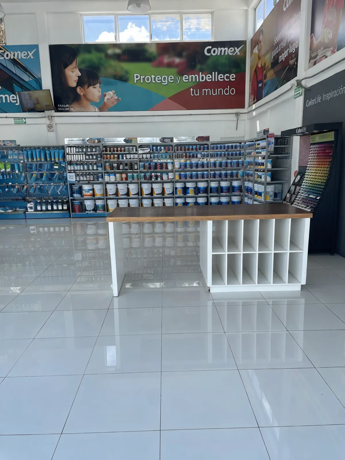 Local Comercial Spot2