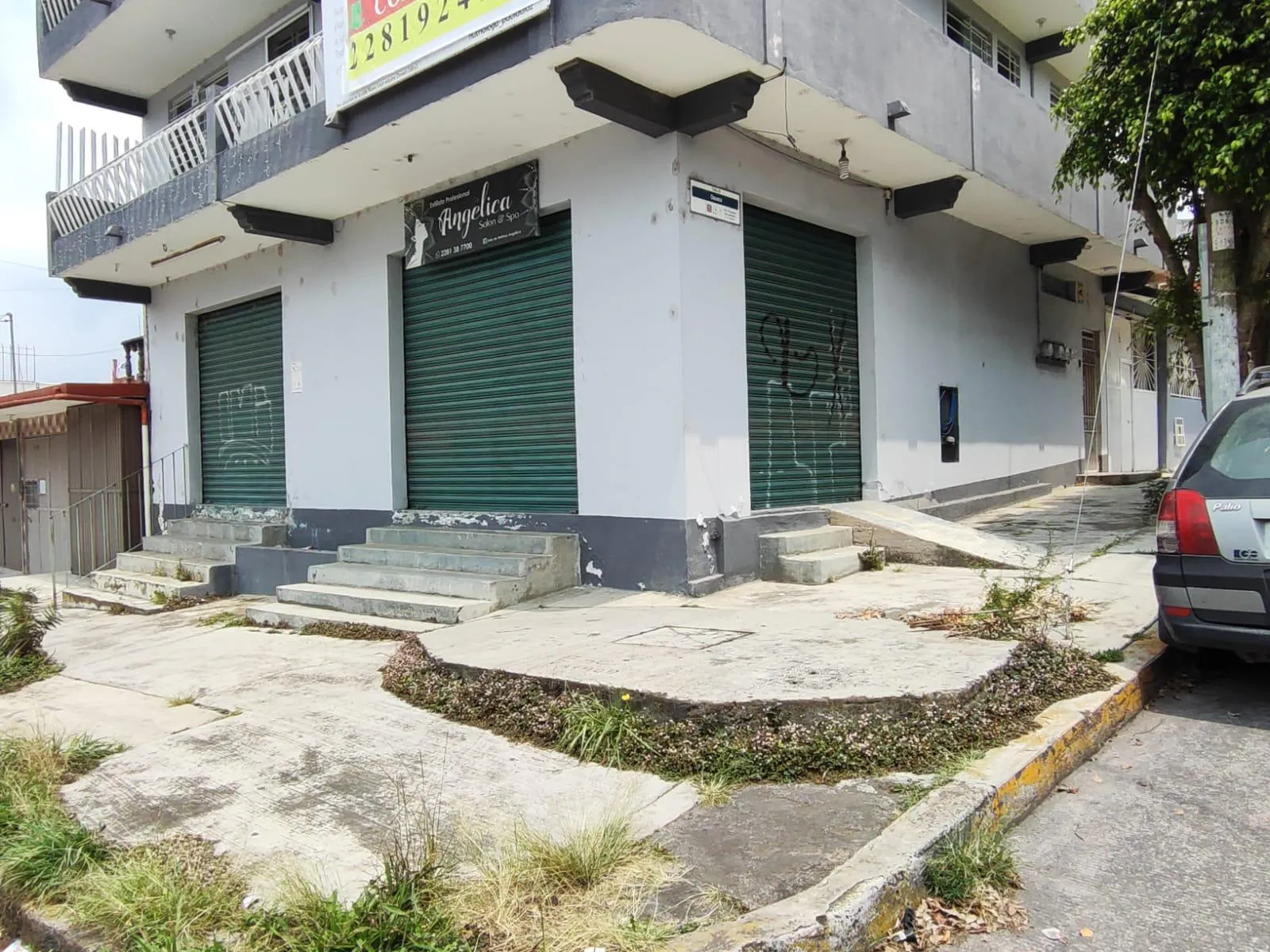Local Comercial Spot2