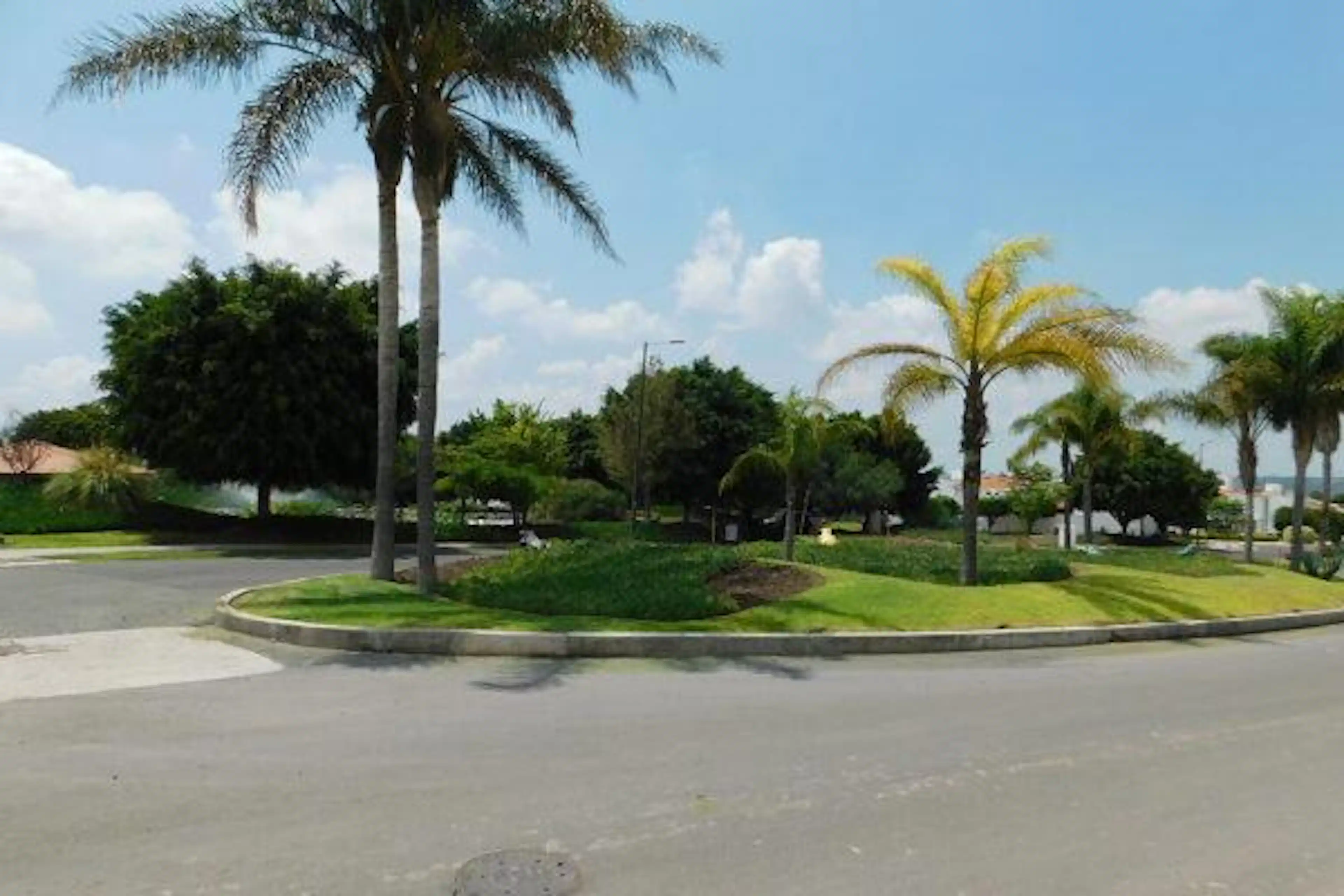 Terreno en Venta en Real del Bosque de 262m2 plano