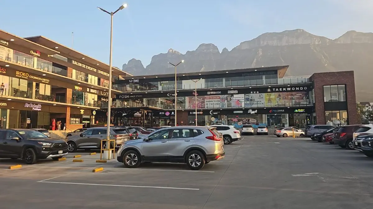 Local Comercial Spot2