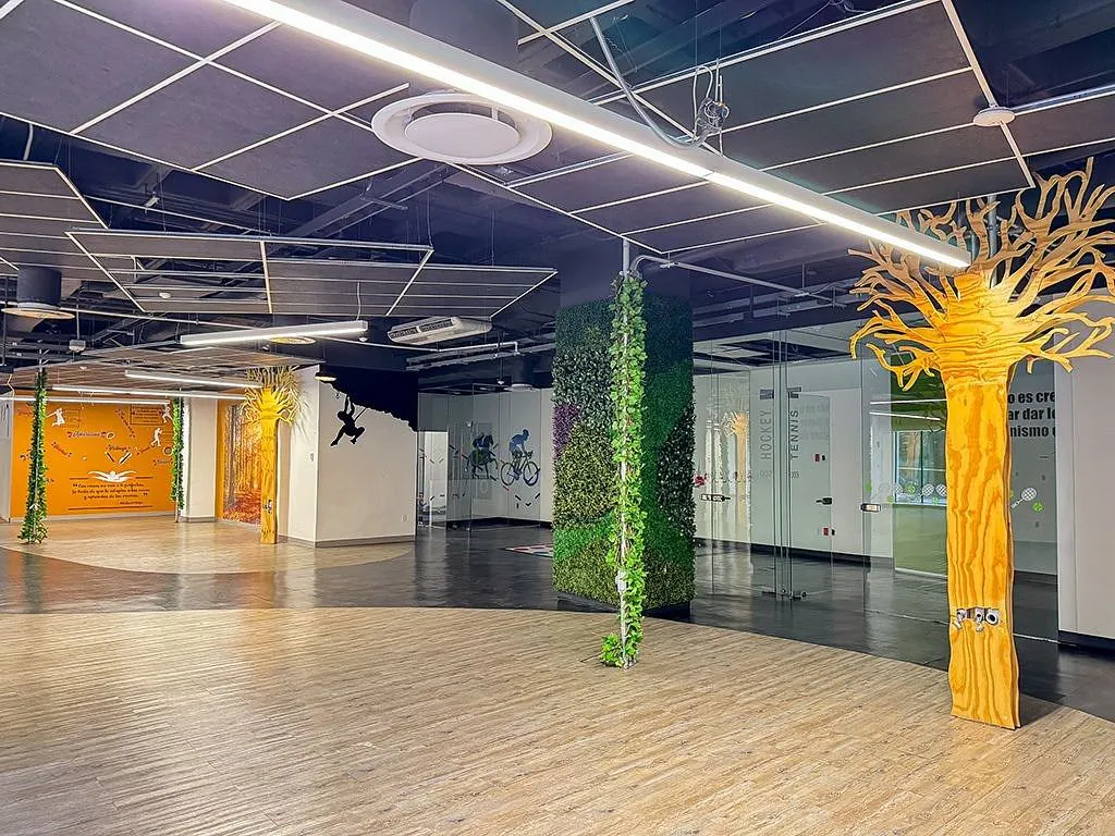 Local Comercial Spot2