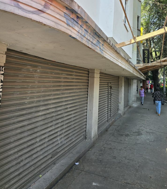 Local Comercial Spot2