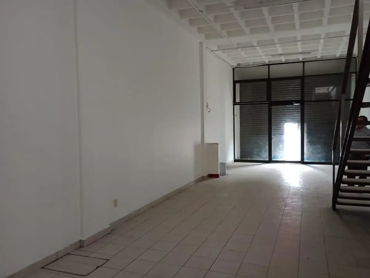 Local Comercial Spot2