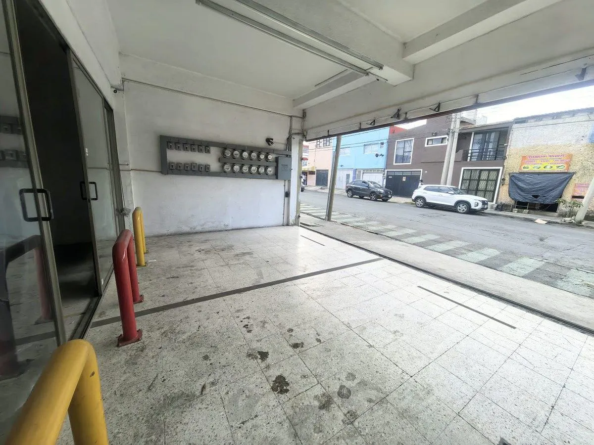 Local Comercial Spot2