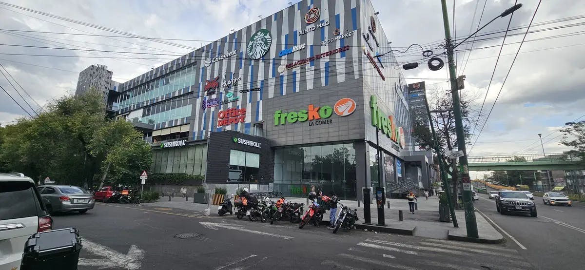 Local Comercial Spot2