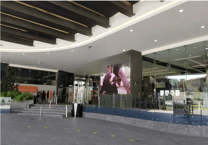 Local Comercial Spot2