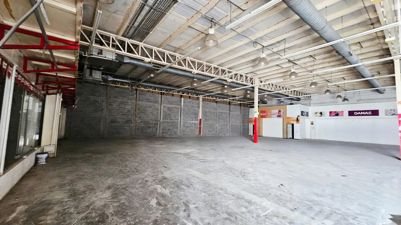 Local Comercial Spot2