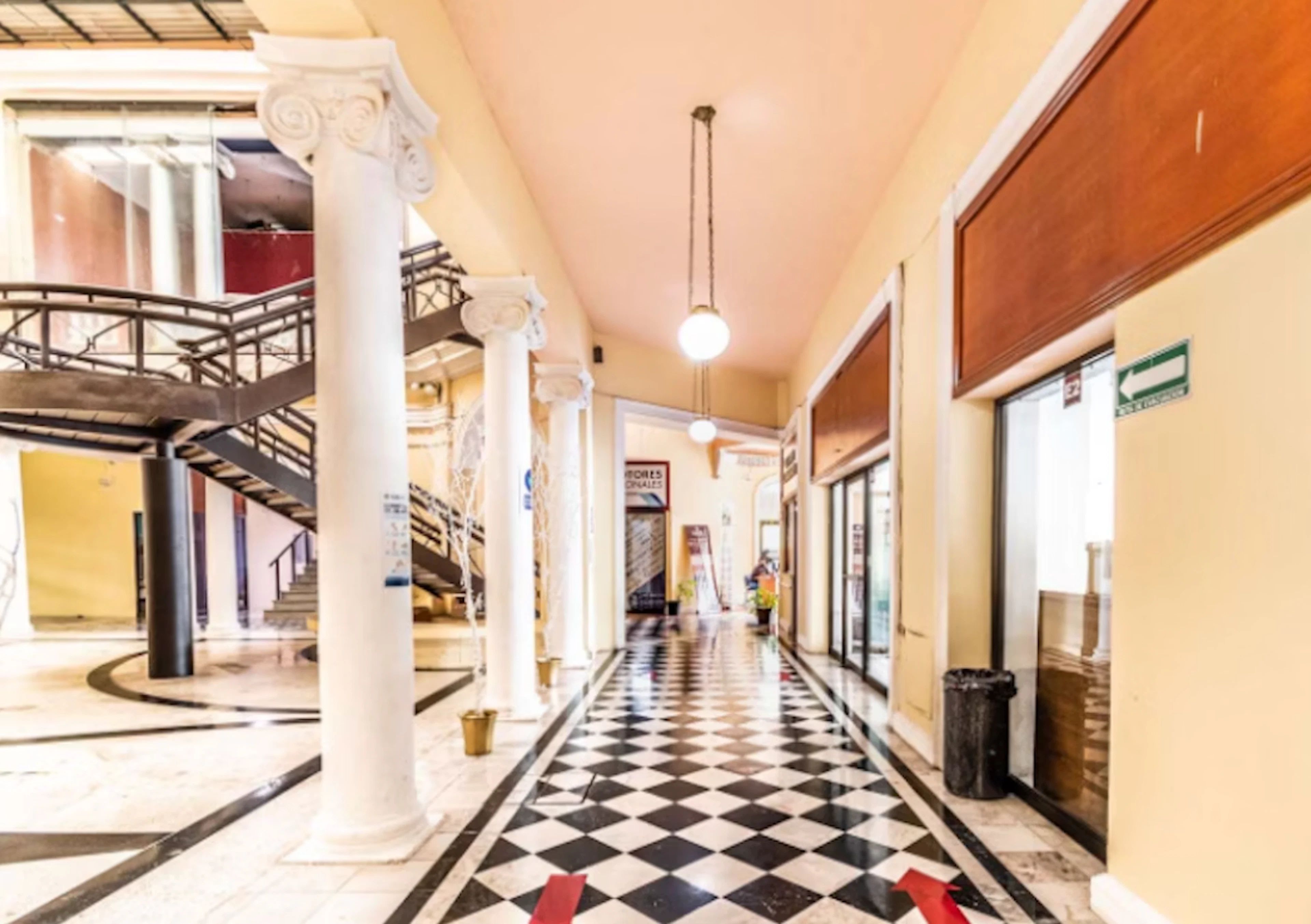 Local Comercial Spot2