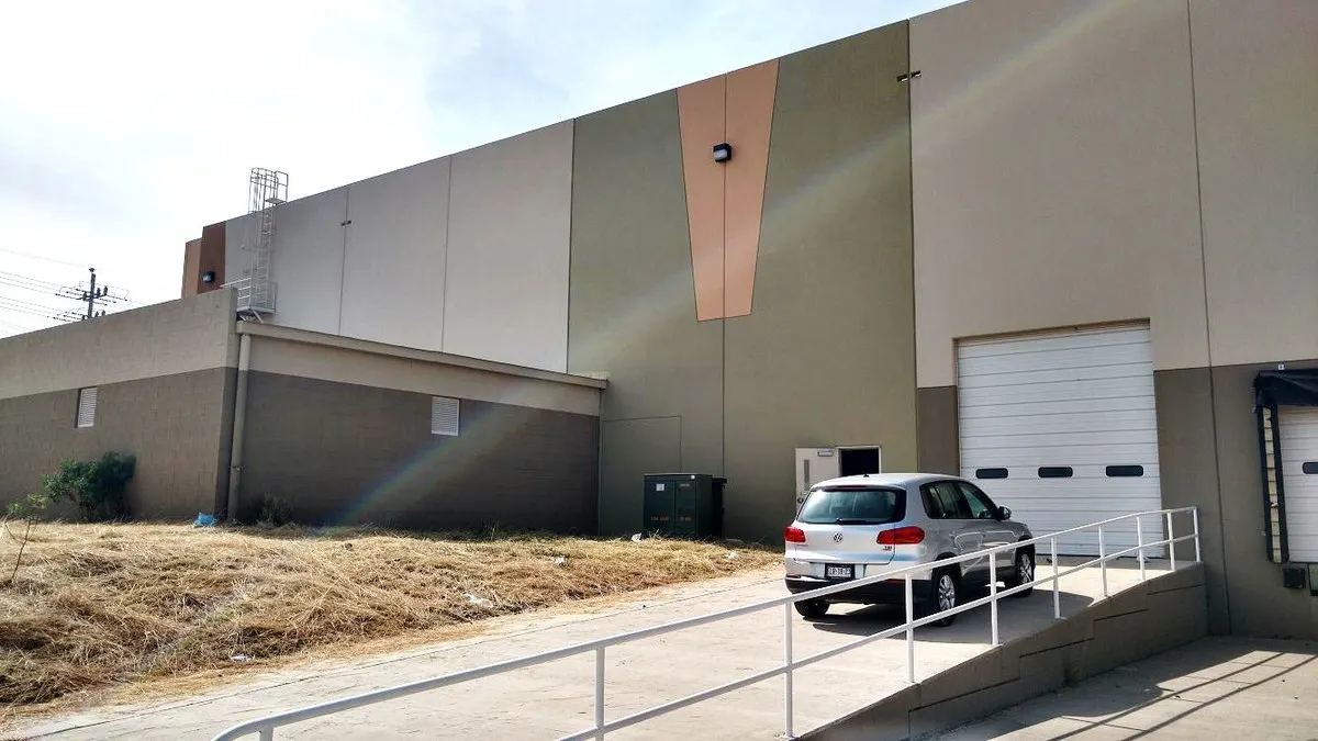 Industrial Spot2