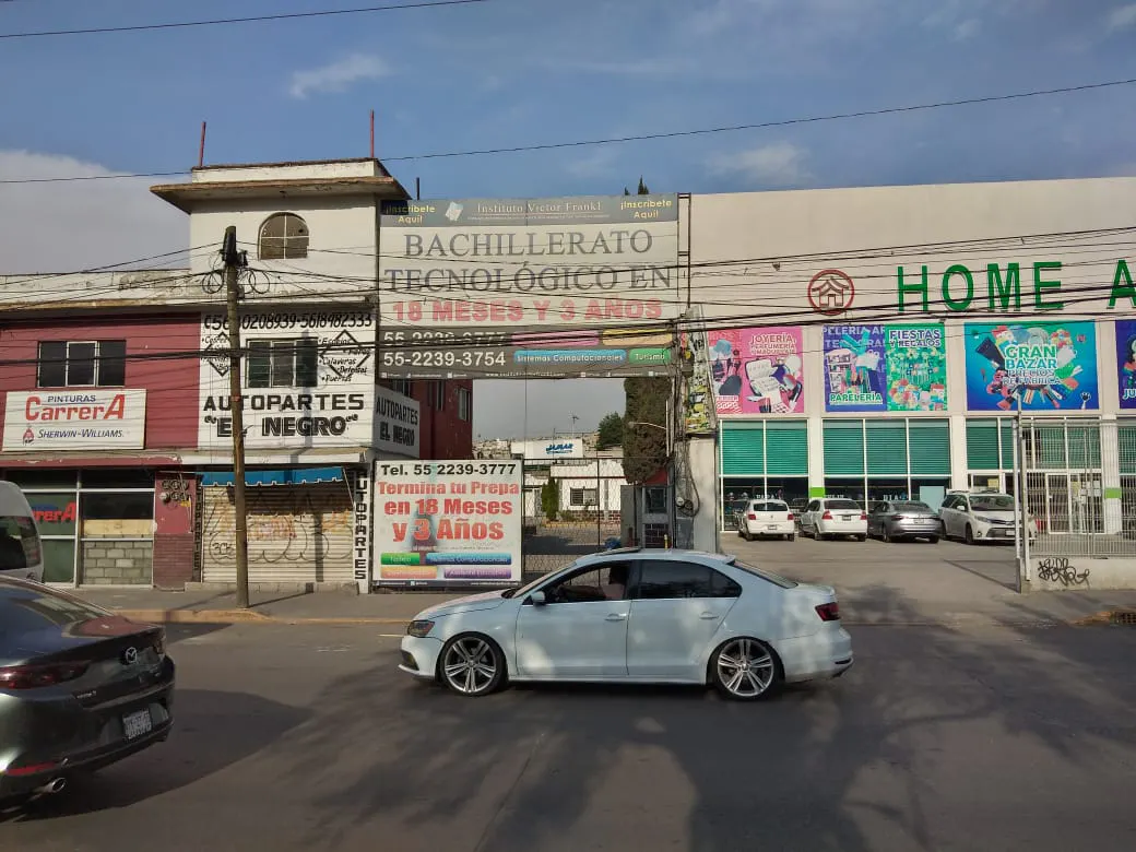 Local Comercial Spot2