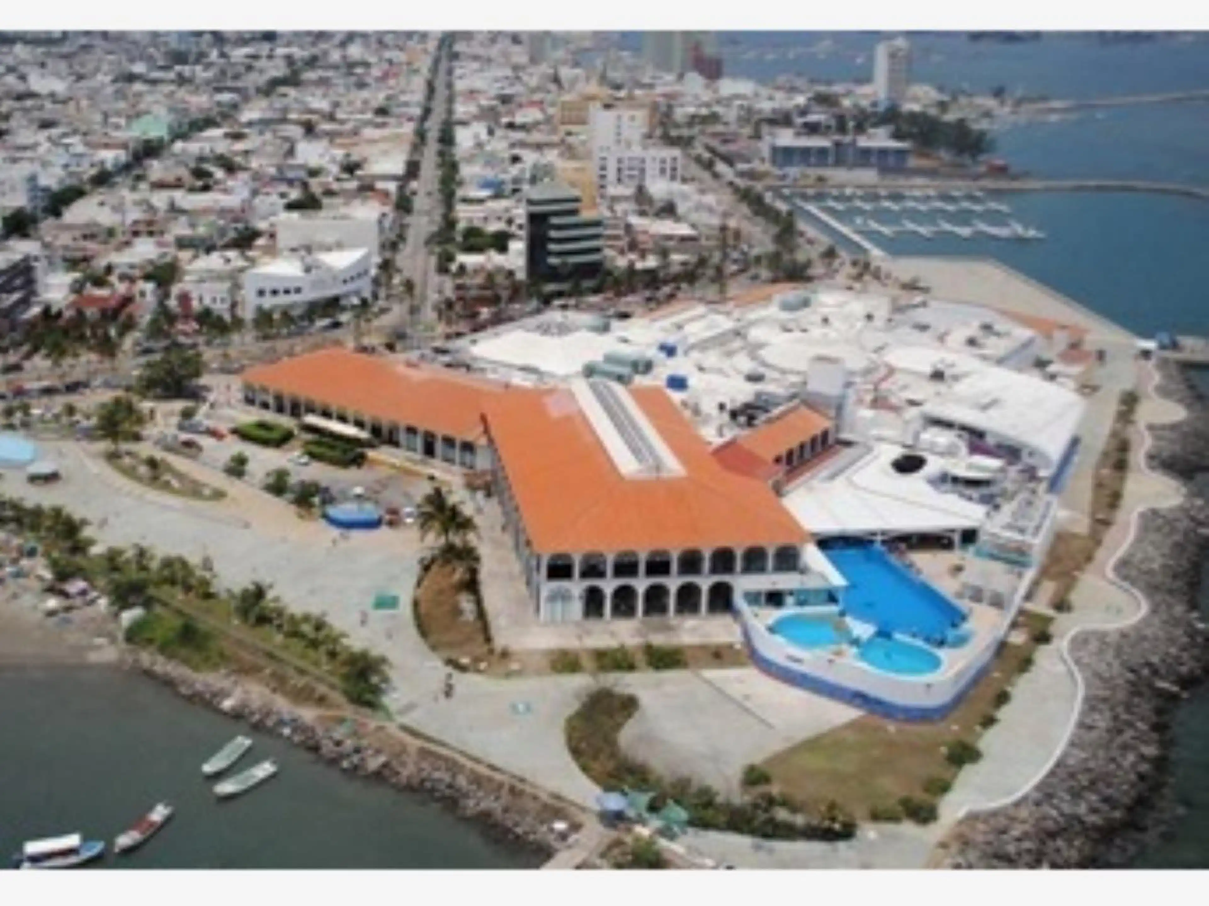 Boulevard Avila Camacho 1737