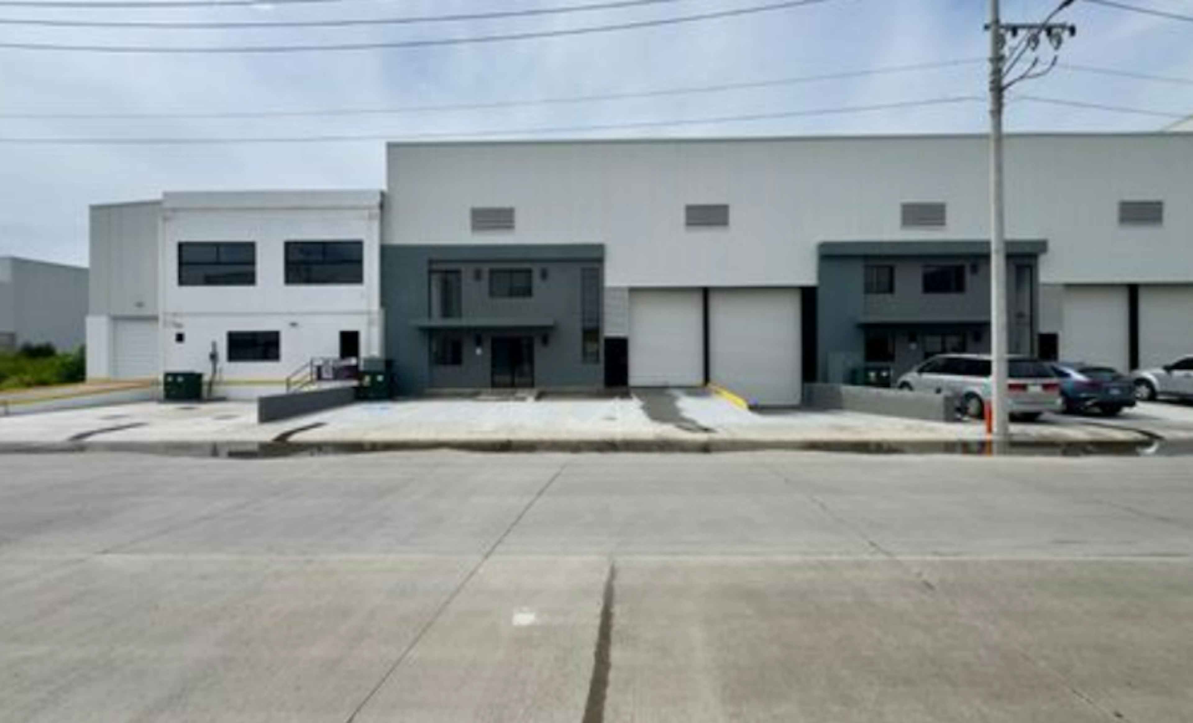 Bodegas Condominio Industrial Santa Cruz