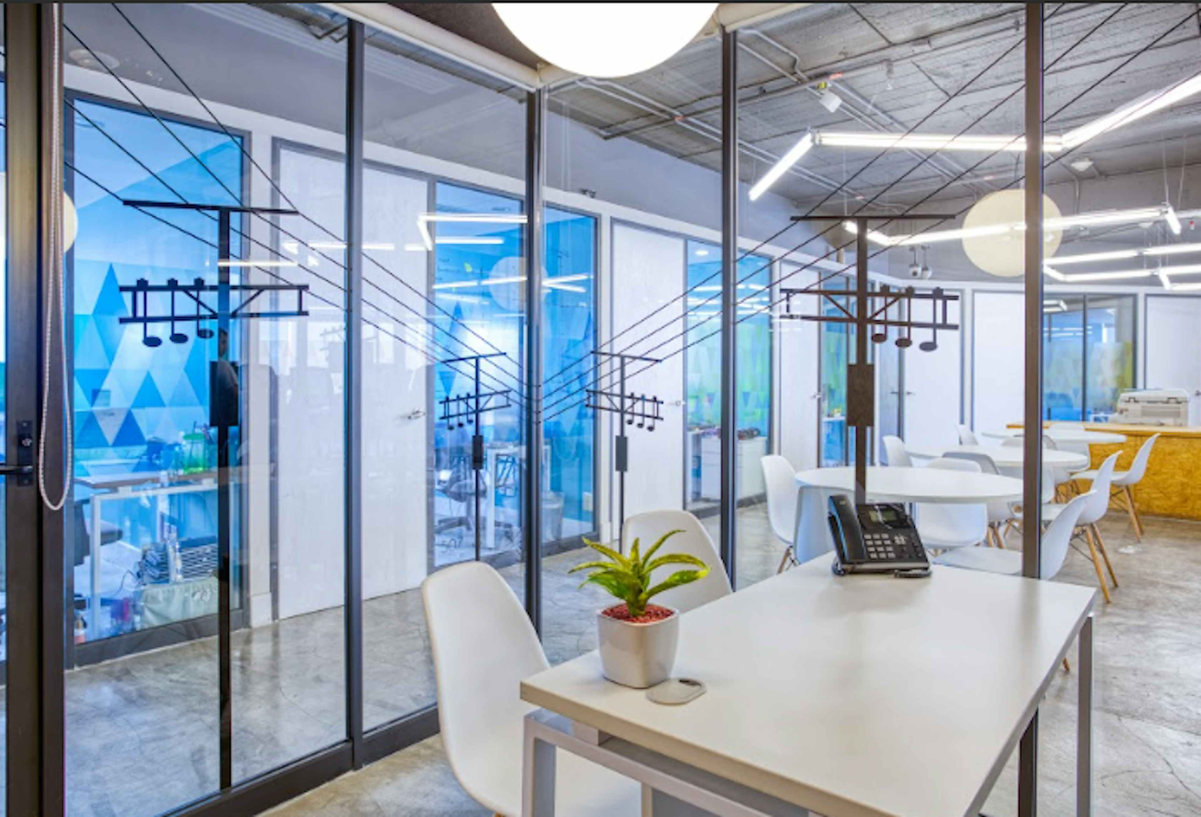 Puesto Fijo 1 Persona