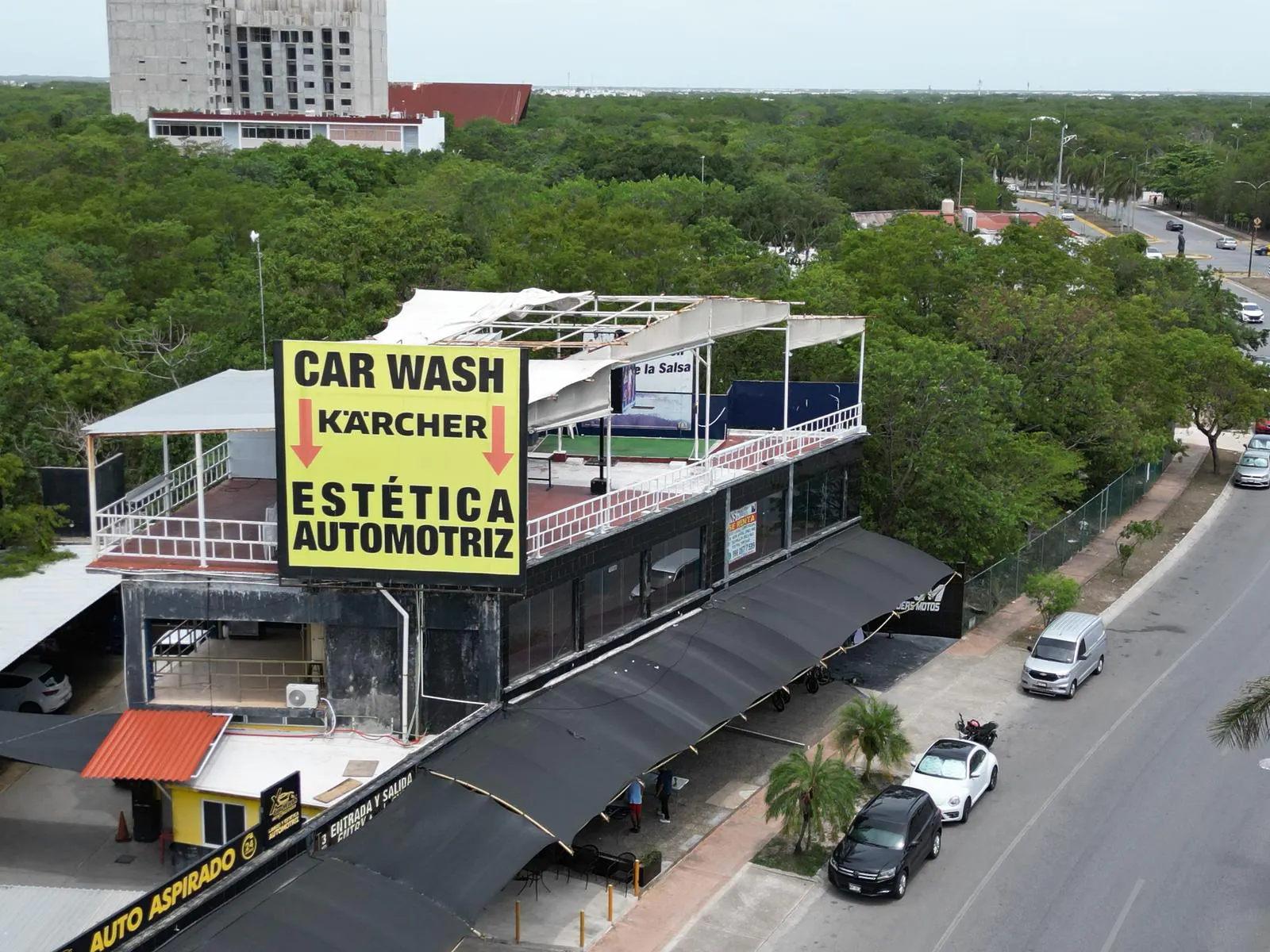 Local Comercial Spot2