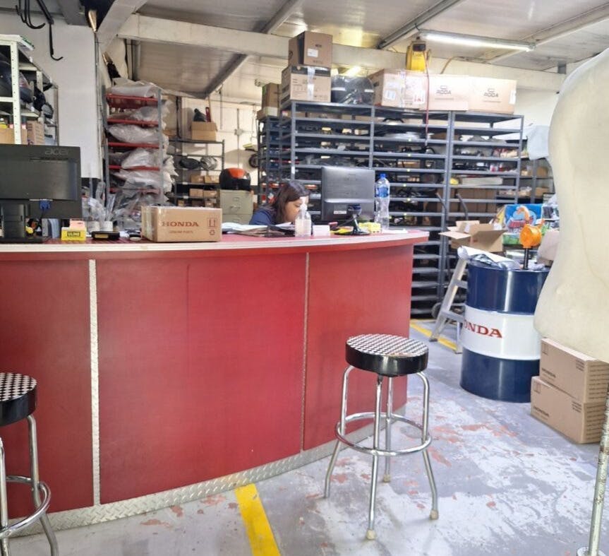 Local Comercial Spot2