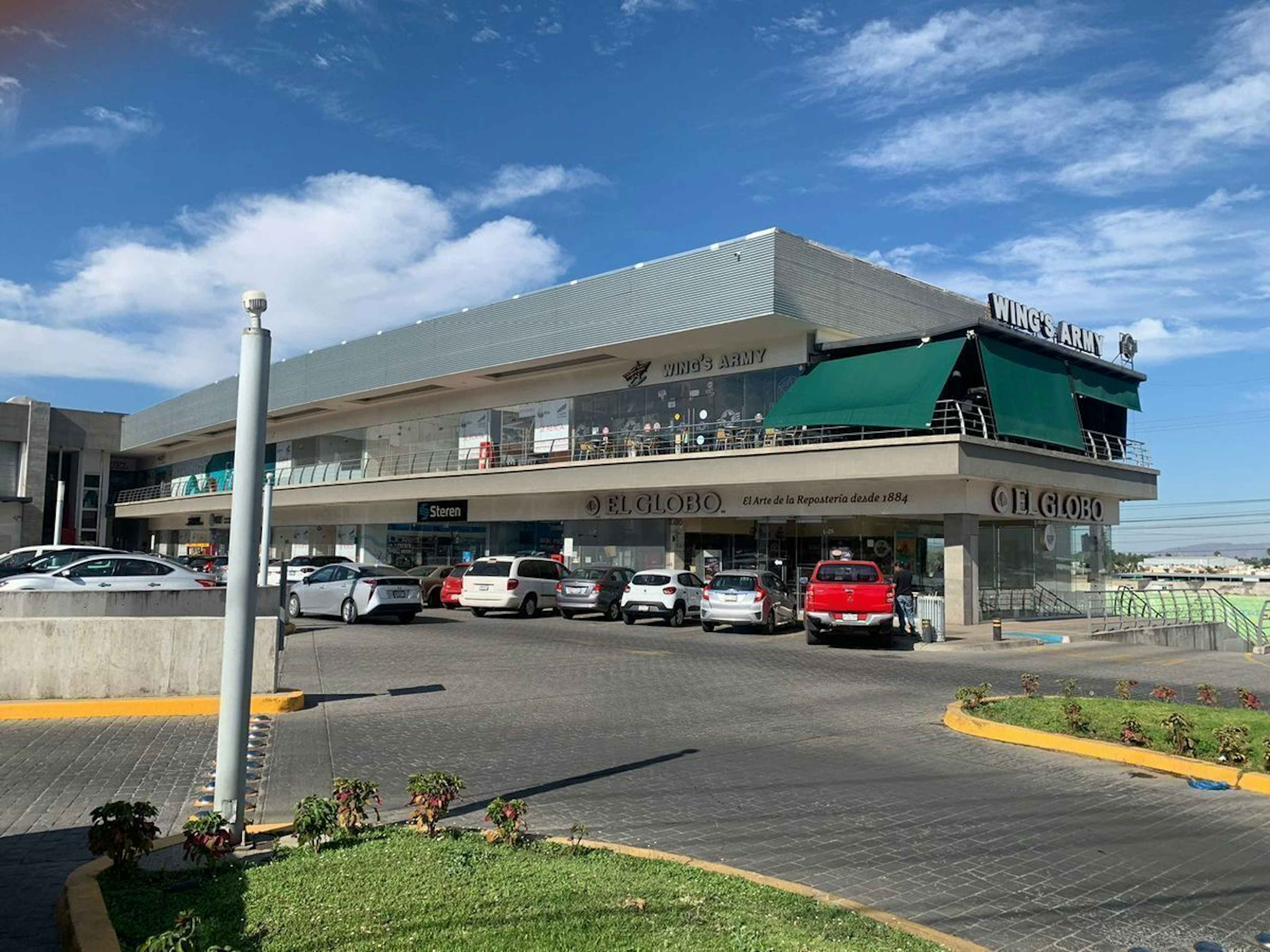 Local En Renta Plaza Aleira