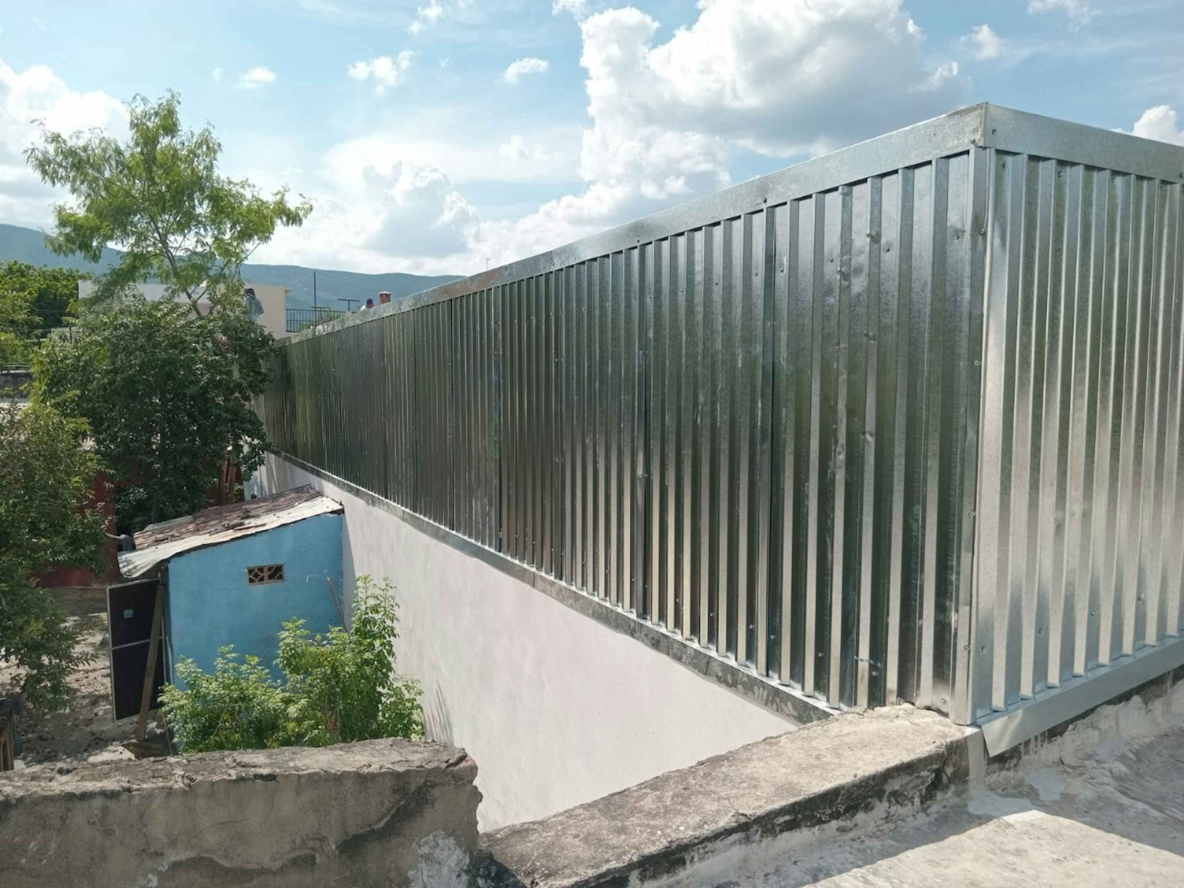 Calle Alberto Carrera Torres 320a