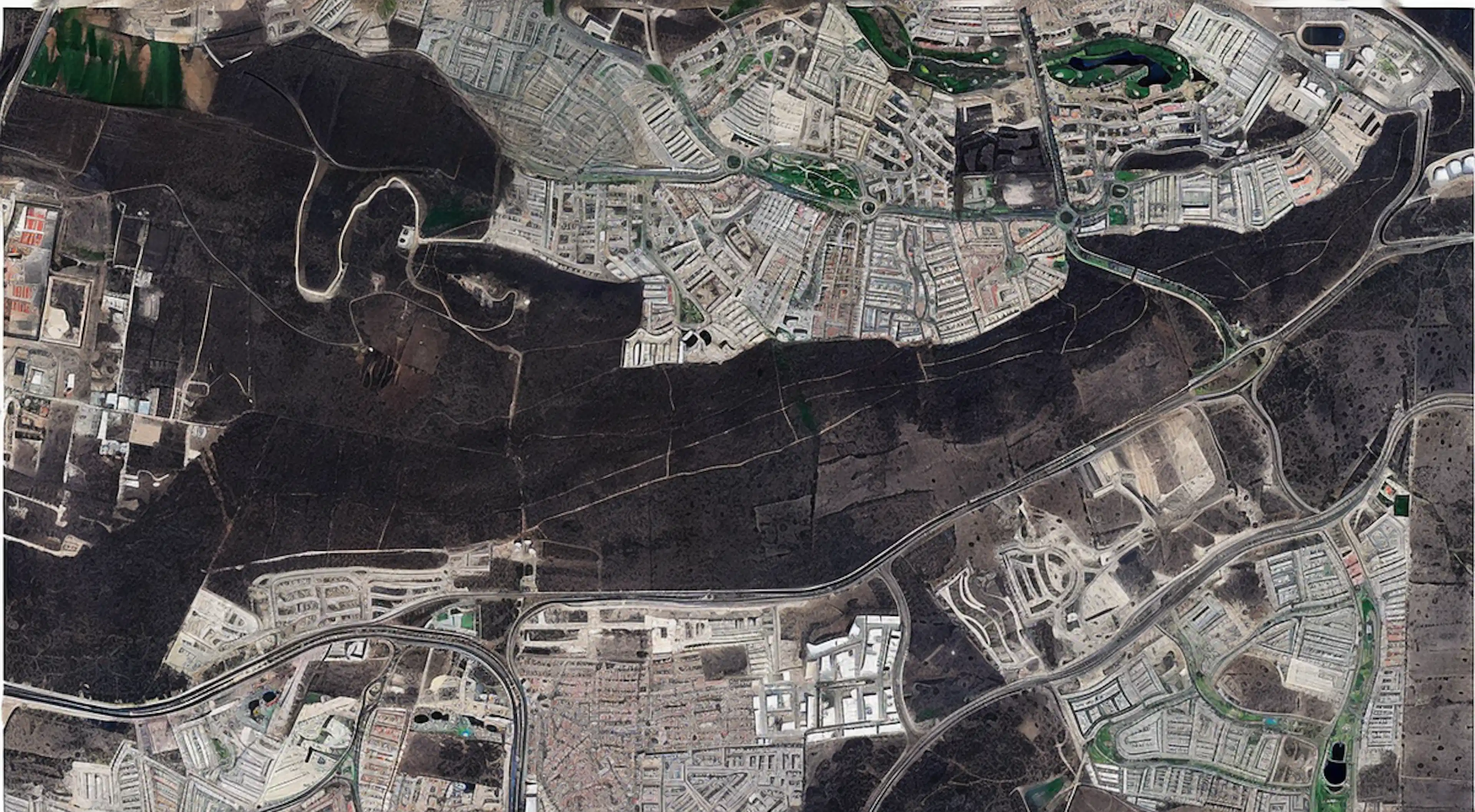 Venta De Terreno Uso De Suelo Comercial  Sobre Avenida Principal