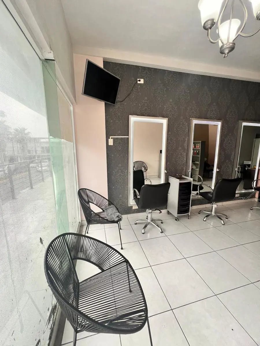 Local Comercial Spot2