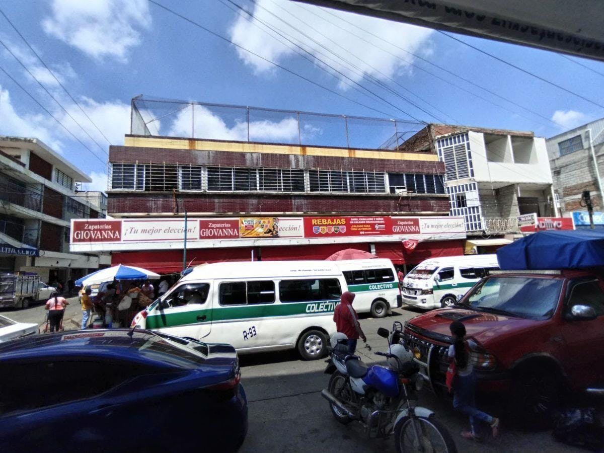 Local Comercial Spot2