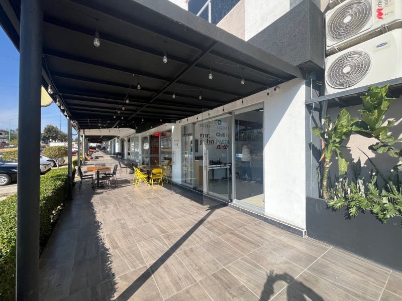 Local Comercial Spot2