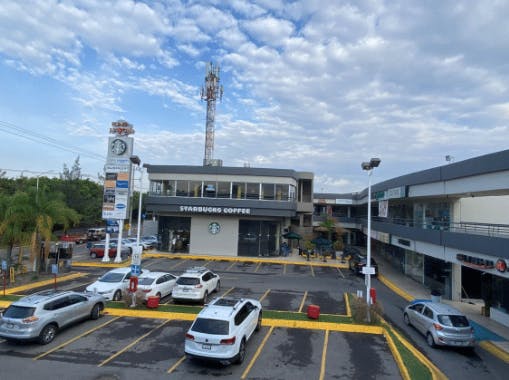 Local Comercial Spot2