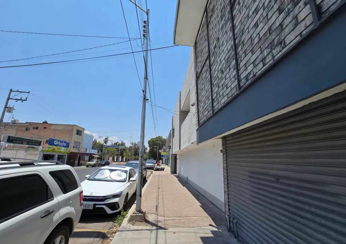 Local Comercial Spot2