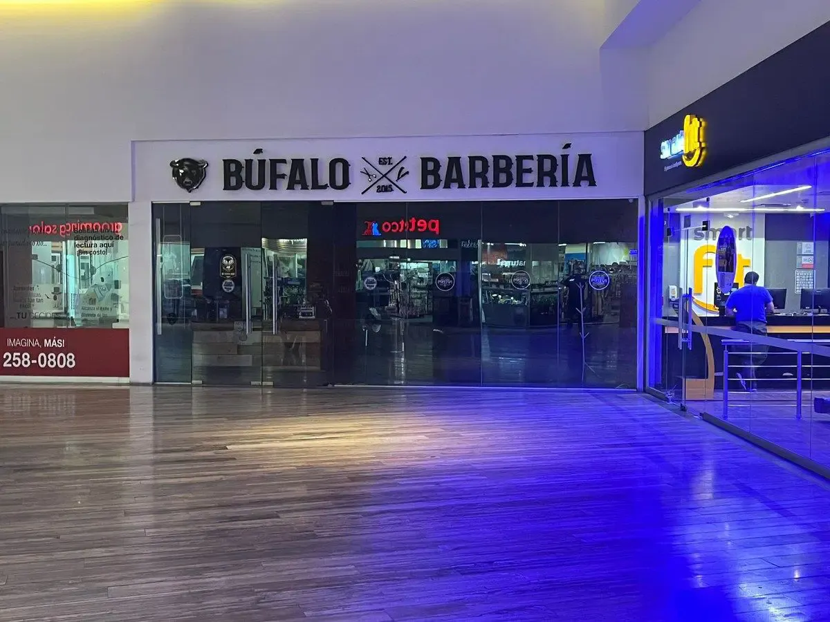 Local Comercial Spot2
