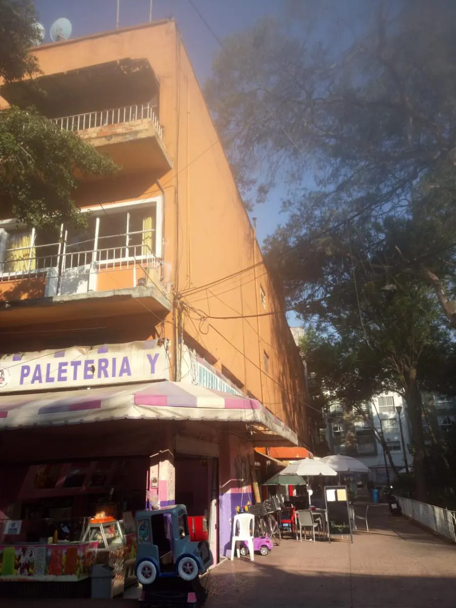 Local Comercial Spot2