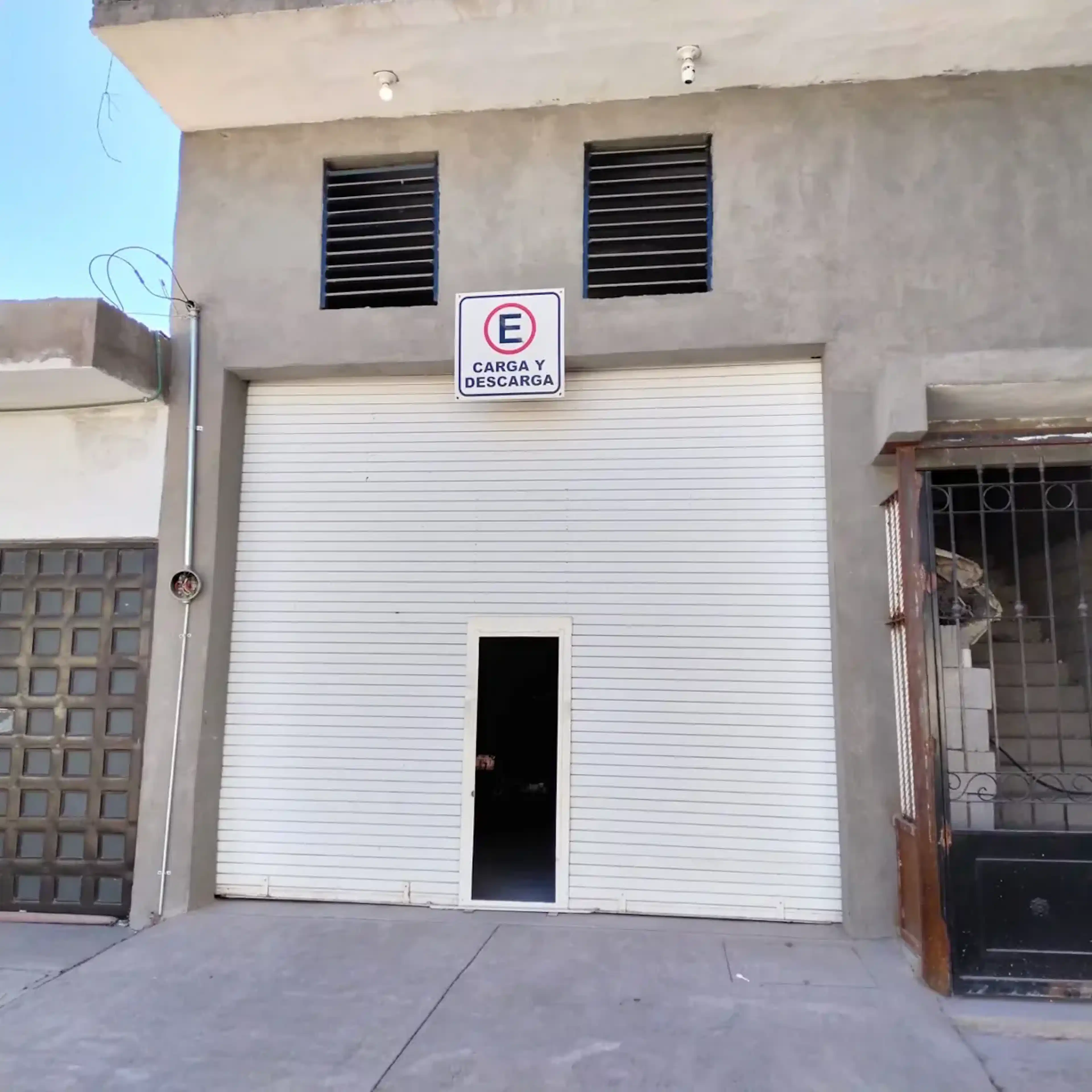 Avenida Alvarez 1234