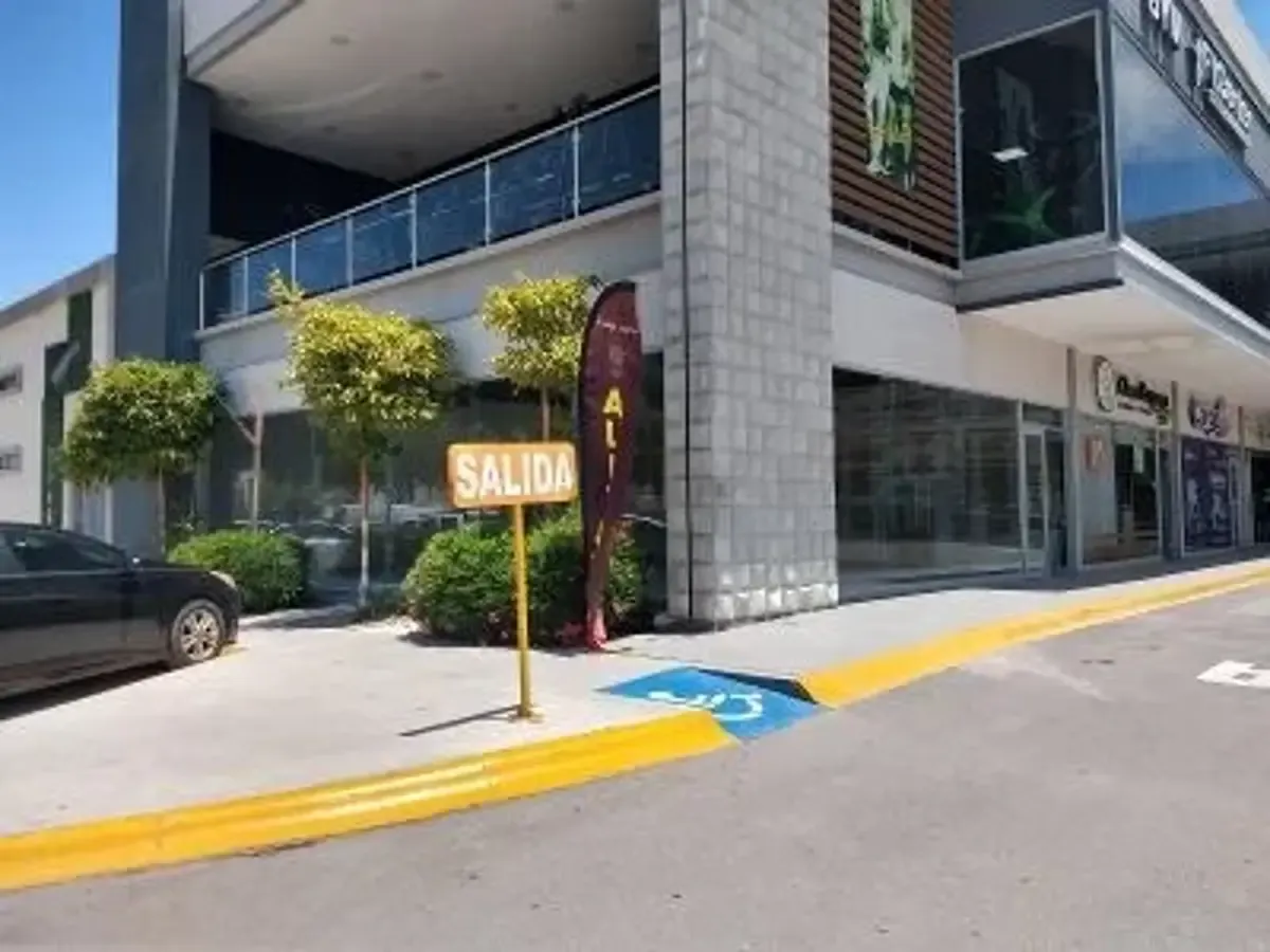 Local Comercial Spot2