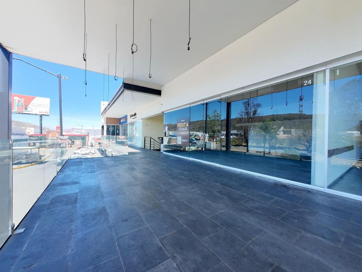 Local Comercial Spot2