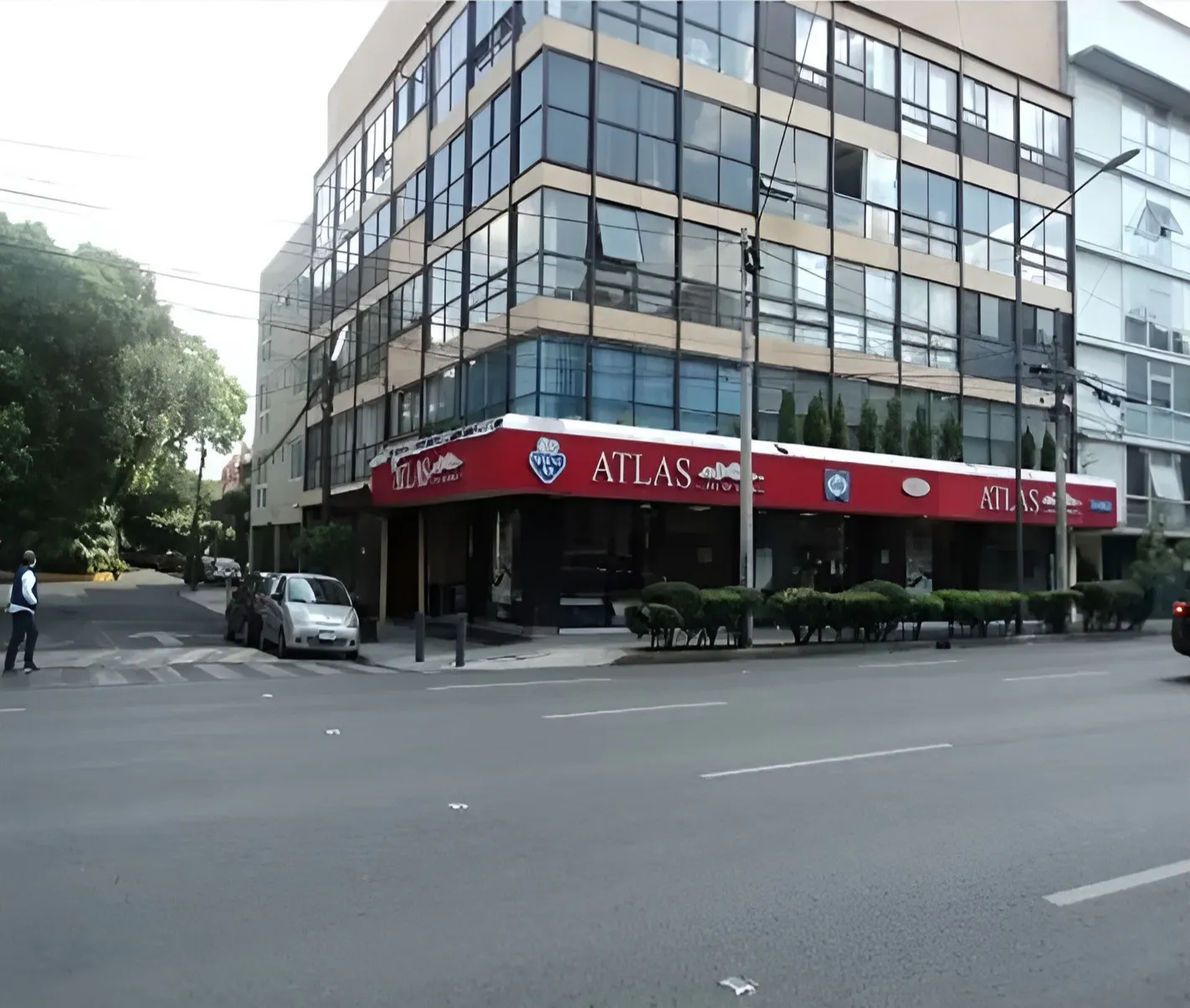 Local Comercial Spot2