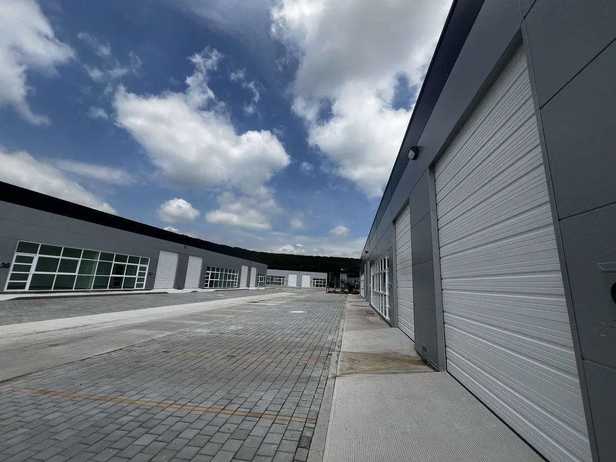 Industrial Spot2