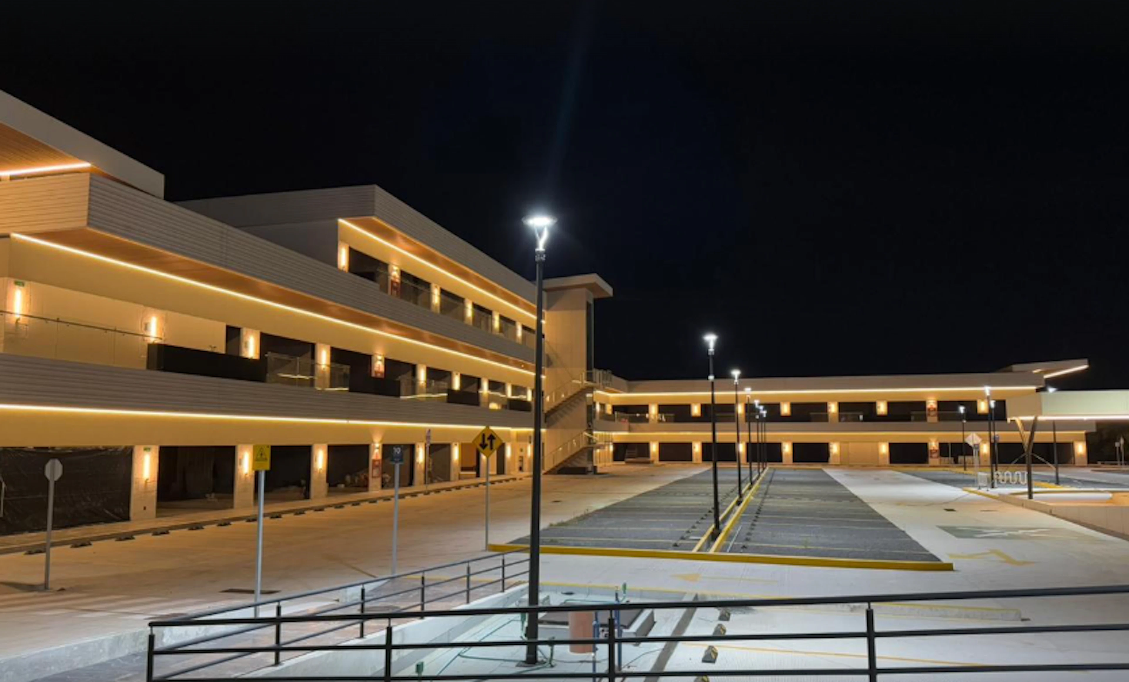 Local Comercial Spot2